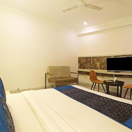 Hotel Almora Near Delhi Airport New Delhi Ngoại thất bức ảnh