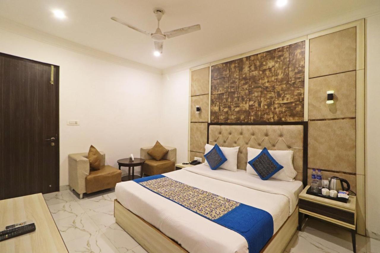 Hotel Almora Near Delhi Airport New Delhi Ngoại thất bức ảnh