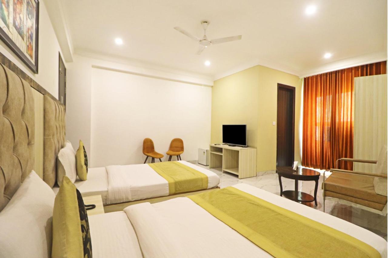 Hotel Almora Near Delhi Airport New Delhi Ngoại thất bức ảnh