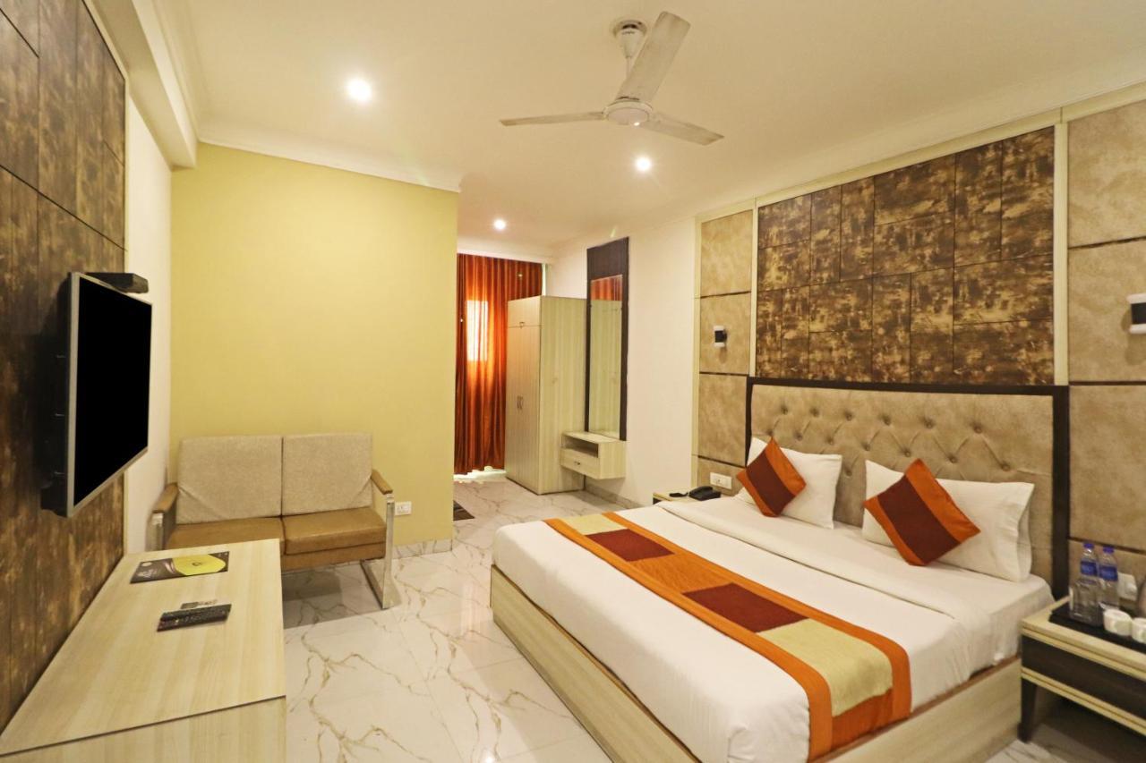 Hotel Almora Near Delhi Airport New Delhi Ngoại thất bức ảnh