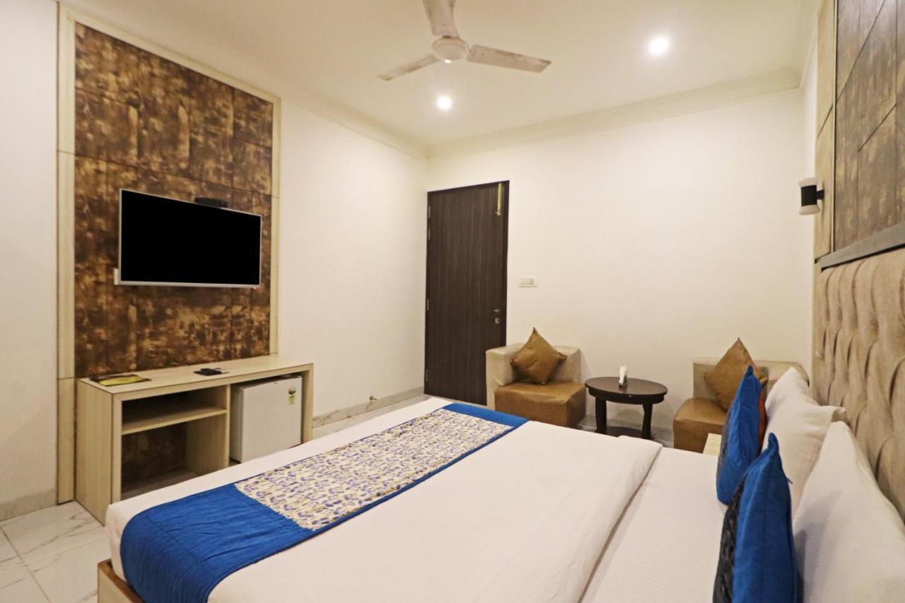 Hotel Almora Near Delhi Airport New Delhi Ngoại thất bức ảnh