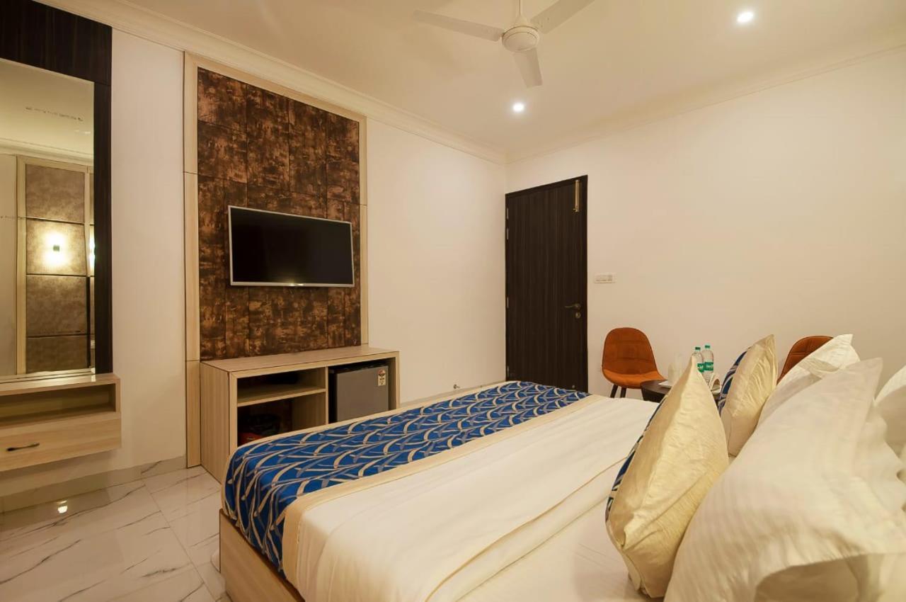 Hotel Almora Near Delhi Airport New Delhi Ngoại thất bức ảnh