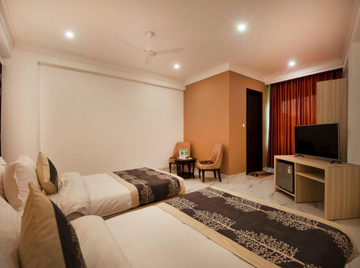 Hotel Almora Near Delhi Airport New Delhi Ngoại thất bức ảnh