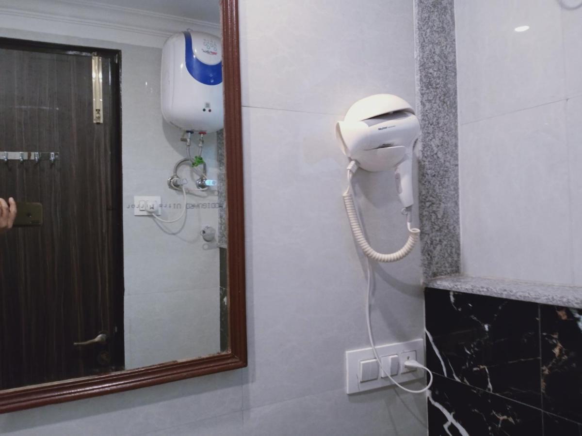 Hotel Almora Near Delhi Airport New Delhi Ngoại thất bức ảnh