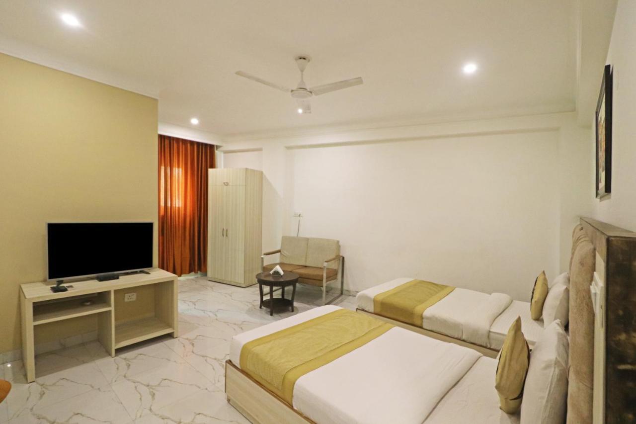 Hotel Almora Near Delhi Airport New Delhi Ngoại thất bức ảnh