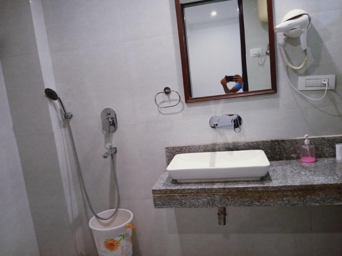 Hotel Almora Near Delhi Airport New Delhi Ngoại thất bức ảnh