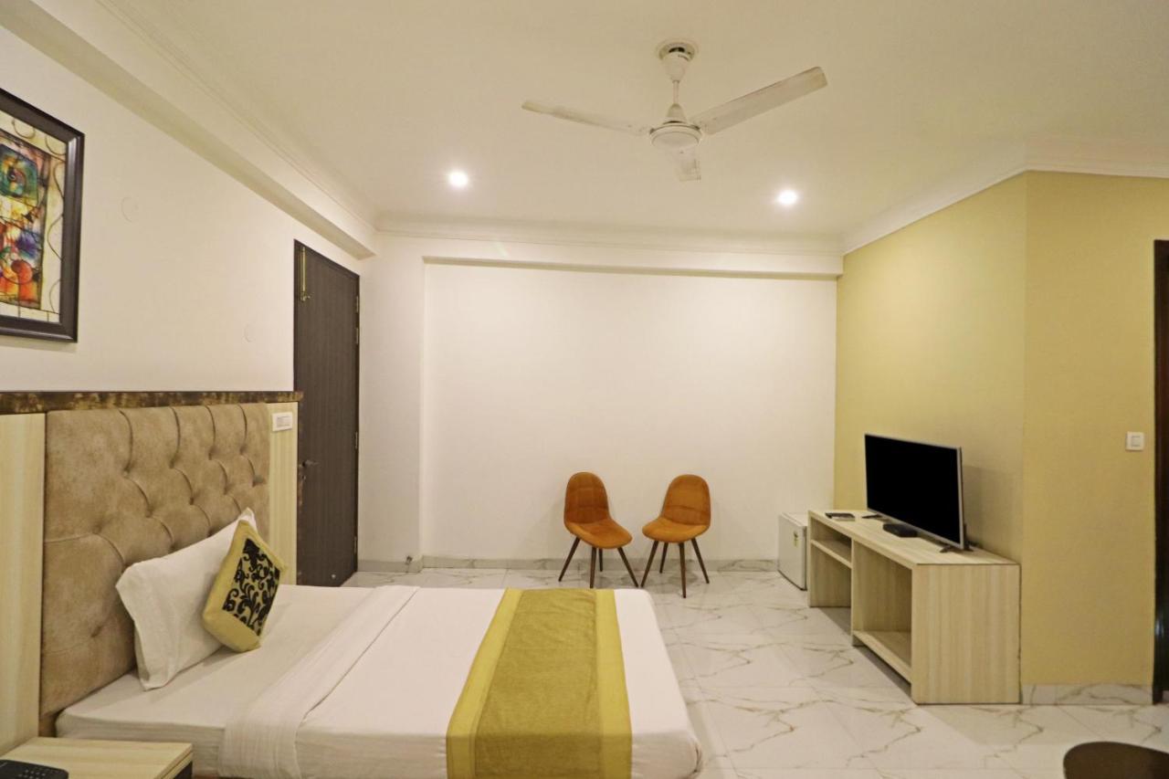 Hotel Almora Near Delhi Airport New Delhi Ngoại thất bức ảnh